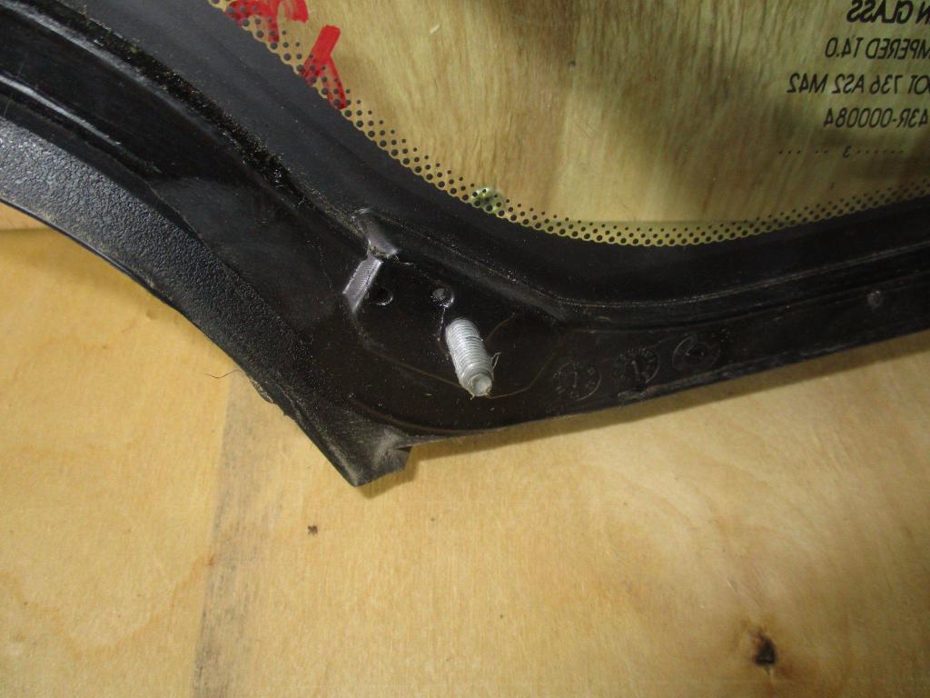 Стекло кузовное глухое левое, 1000 рублей, Пермь