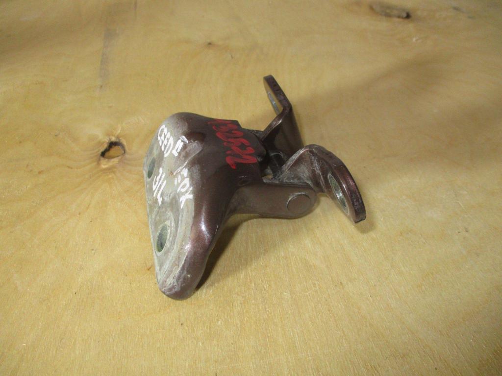 Петля двери задней левой верхняя, 500 рублей, Пермь