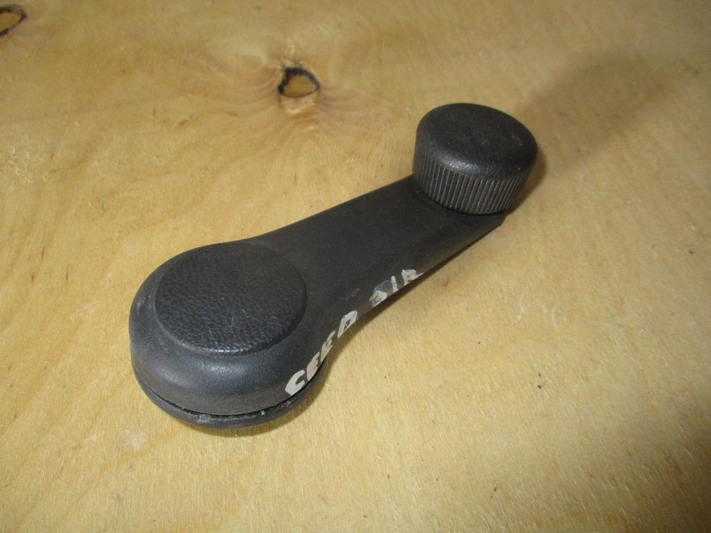 Ручка стеклоподъемника, 500 рублей, Пермь