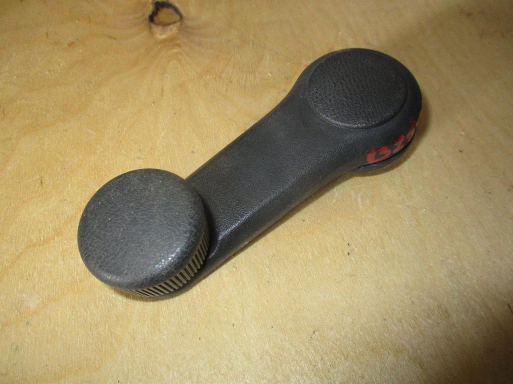 Ручка стеклоподъемника, 500 рублей, Пермь