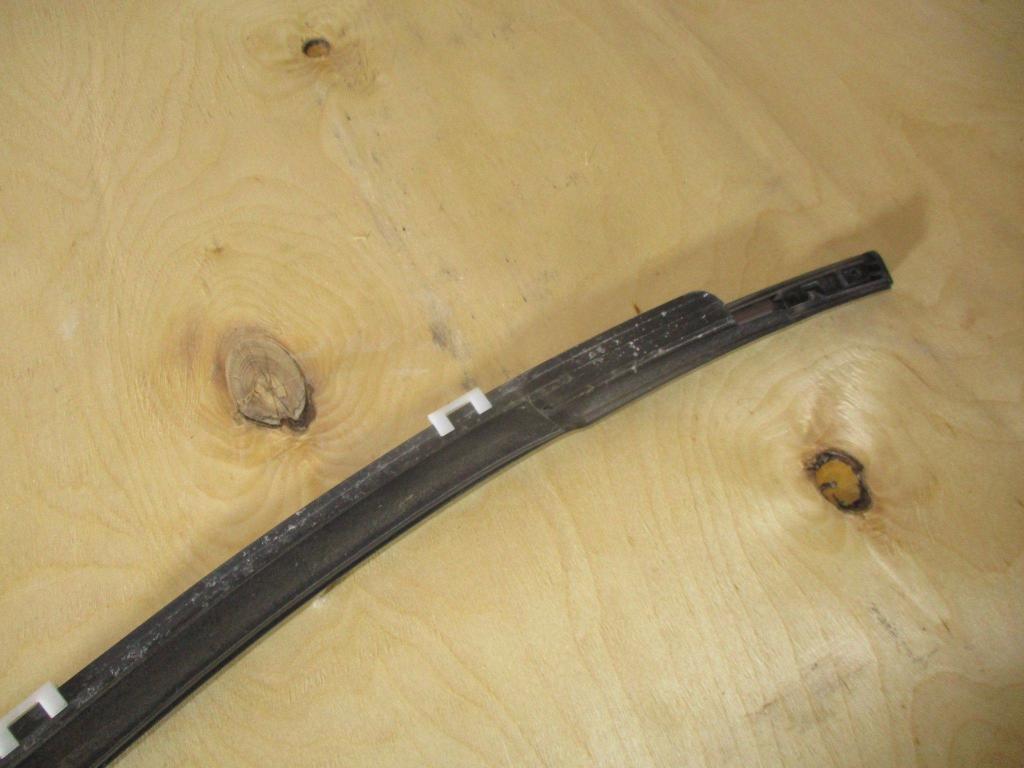 Накладка стекла заднего левого, 1000 рублей, Пермь