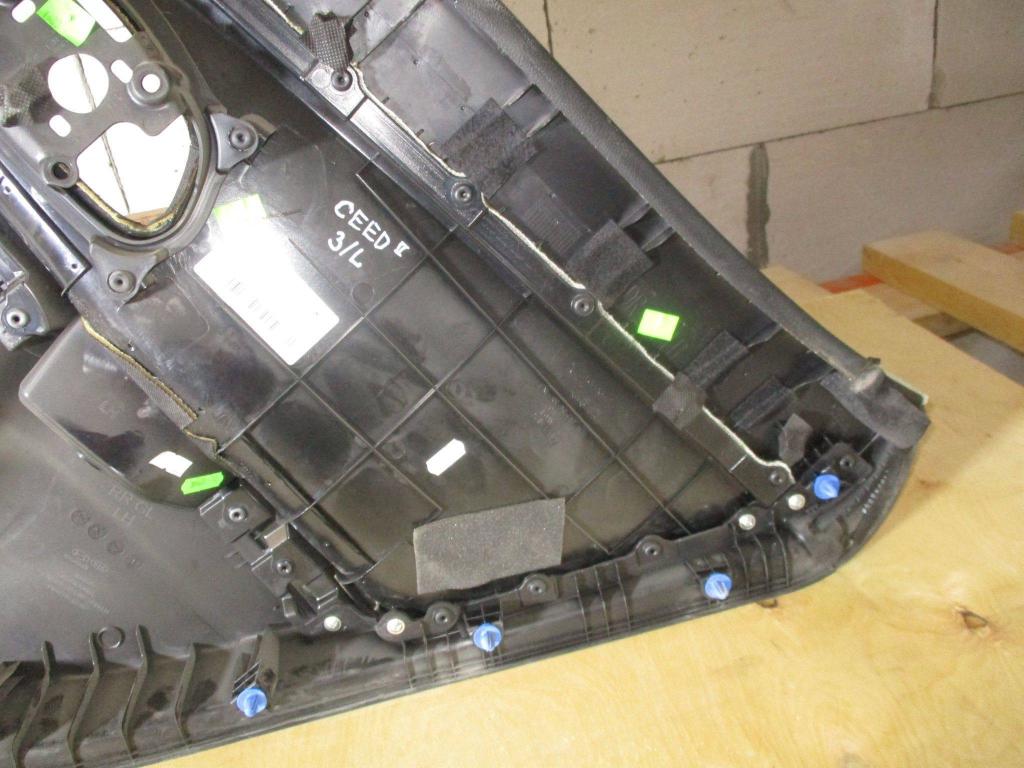 Обшивка двери задней левой, 1500 рублей, Пермь