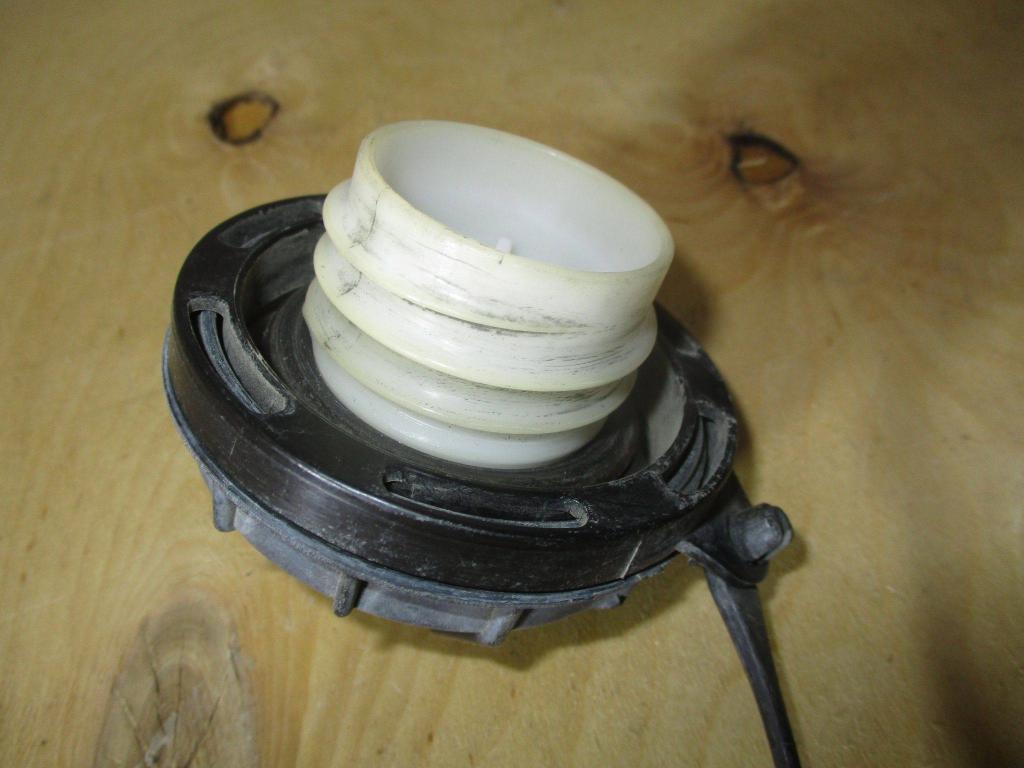 Крышка топливного бака, 500 рублей, Пермь