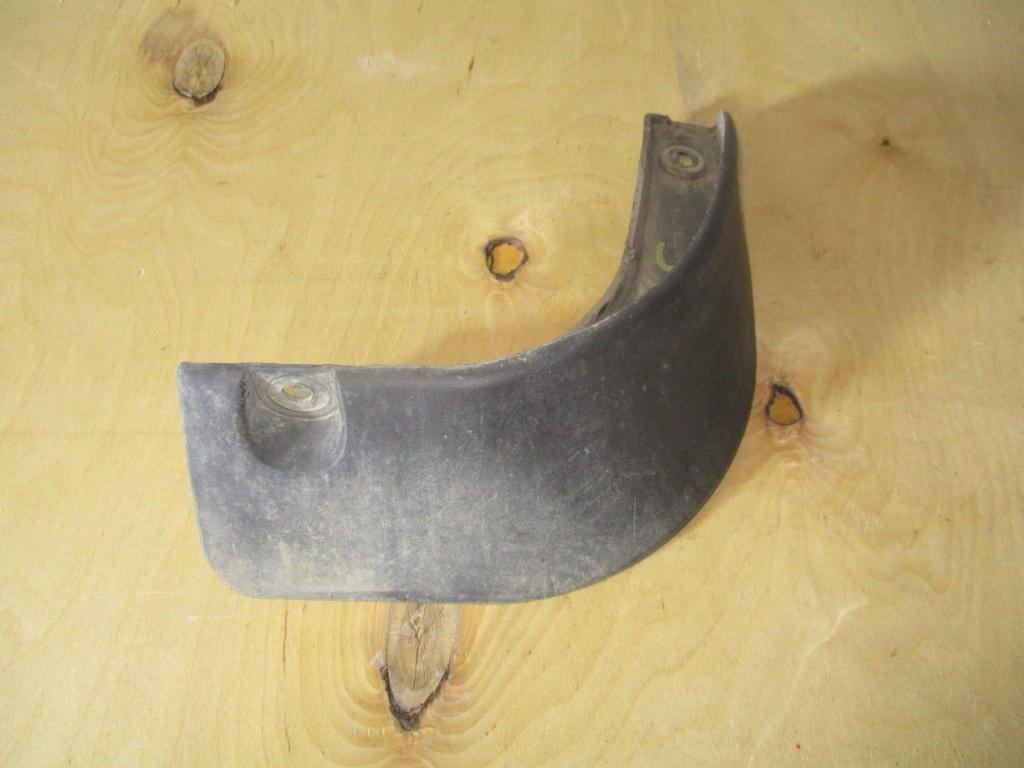 Брызговик задний правый, 1000 рублей, Пермь