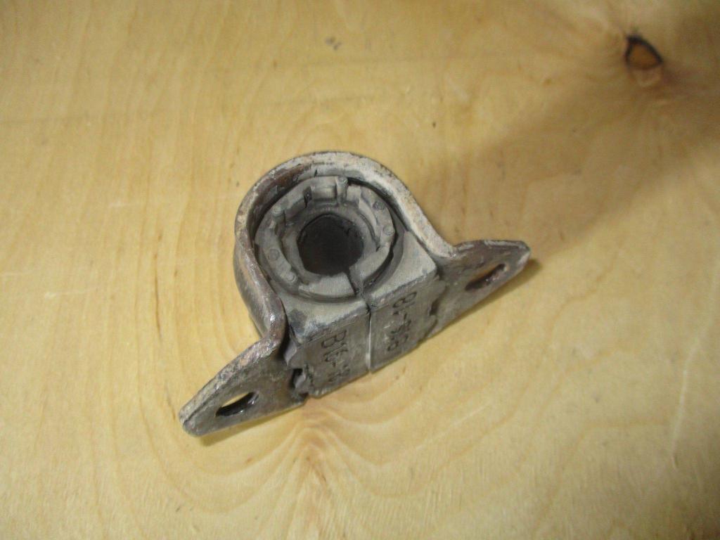 Кронштейн крепления переднего стабилизатора, 700 рублей, Пермь