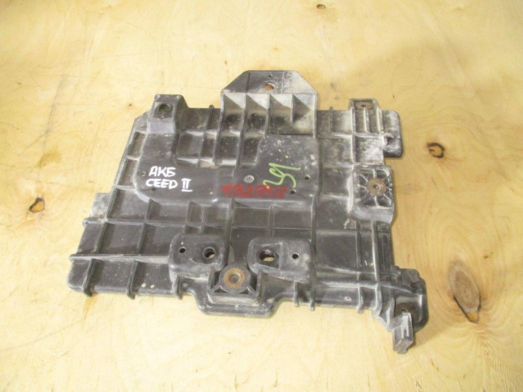 Крепление АКБ, 1500 рублей, Пермь