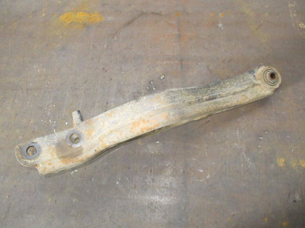 Рычаг задний поперечный правый, 5000 рублей, Пермь