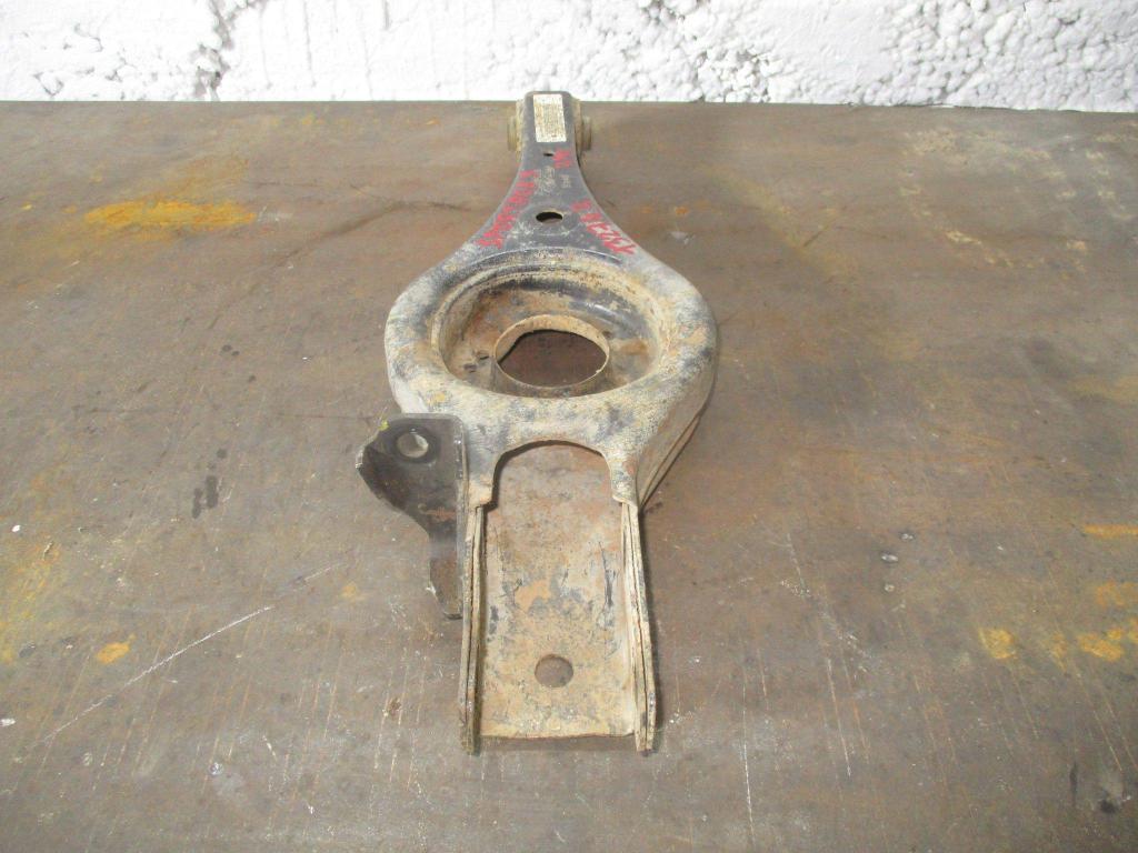 Рычаг задний поперечный правый, 5000 рублей, Пермь