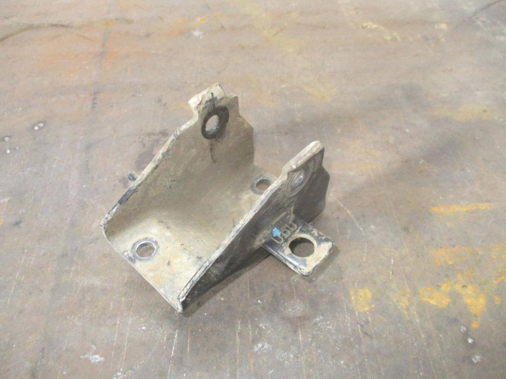 Кронштейн КПП, 3000 рублей, Пермь