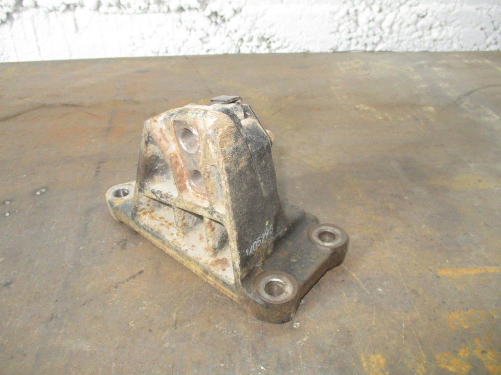 Кронштейн опоры двигателя, 3000 рублей, Пермь