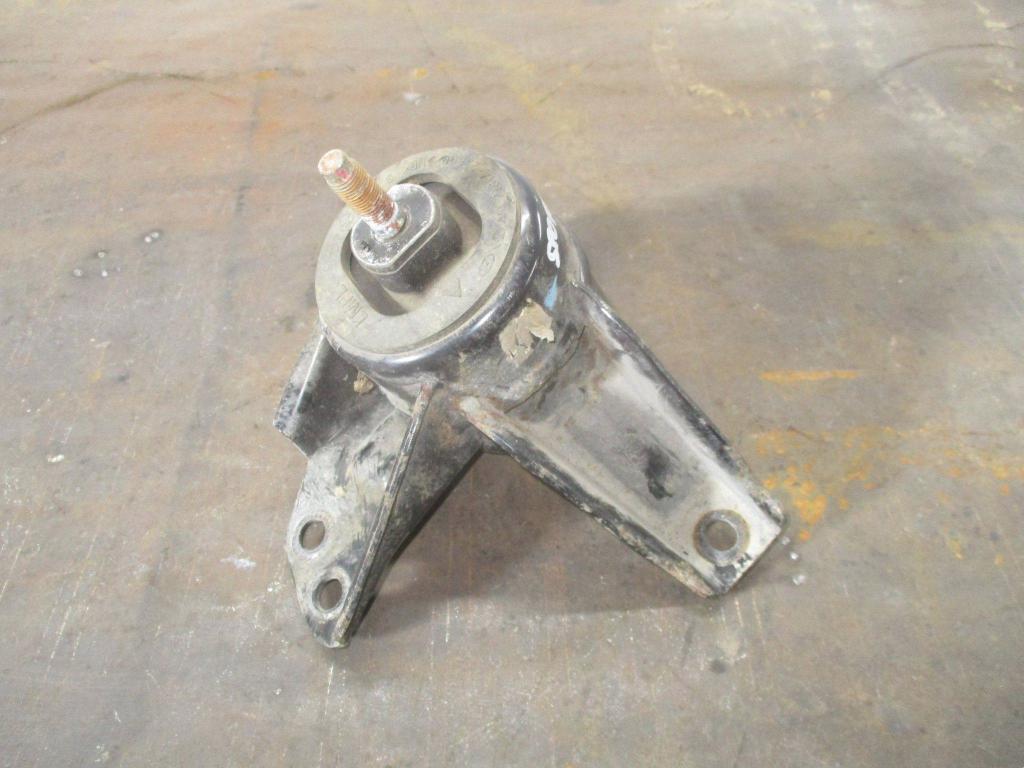 Опора двигателя правая, 3500 рублей, Пермь