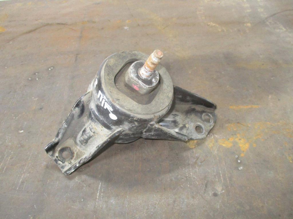 Опора двигателя правая, 3500 рублей, Пермь