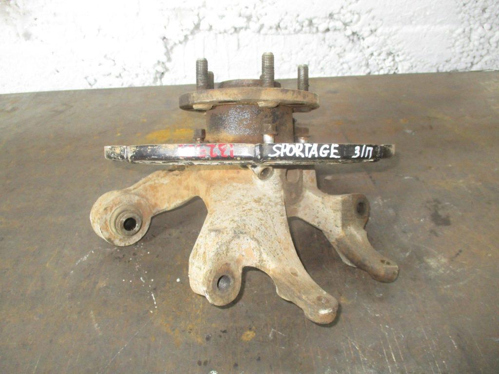 Кулак поворотный задний правый, 15000 рублей, Пермь