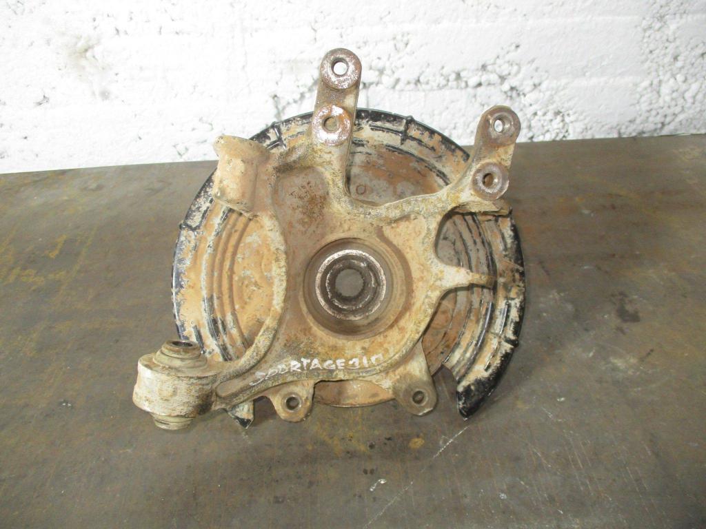 Кулак поворотный задний правый, 15000 рублей, Пермь