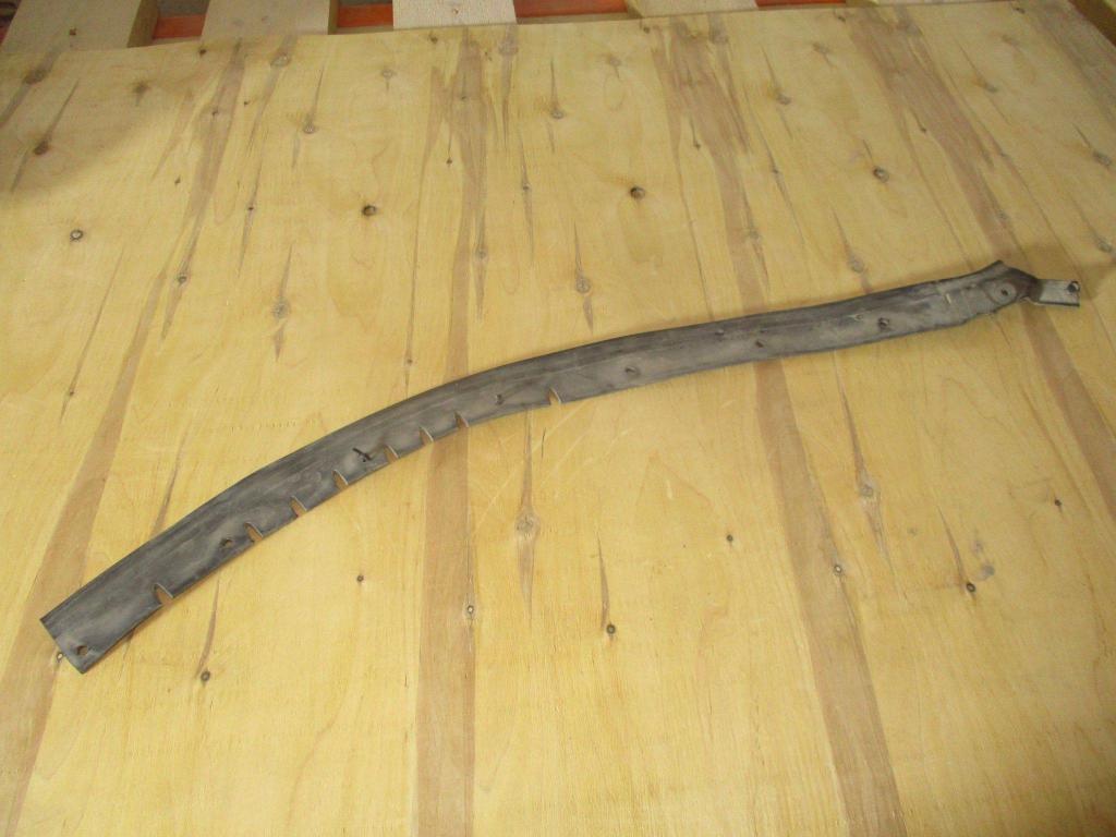 Уплотнитель капота, 1000 рублей, Пермь