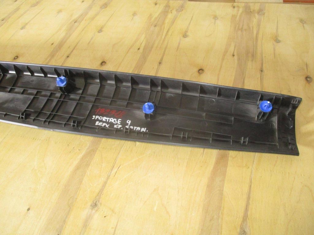 Обшивка двери багажника, 2500 рублей, Пермь