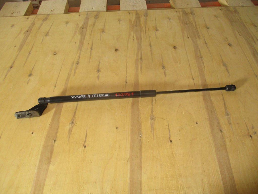 Амортизатор двери багажника, 1000 рублей, Пермь