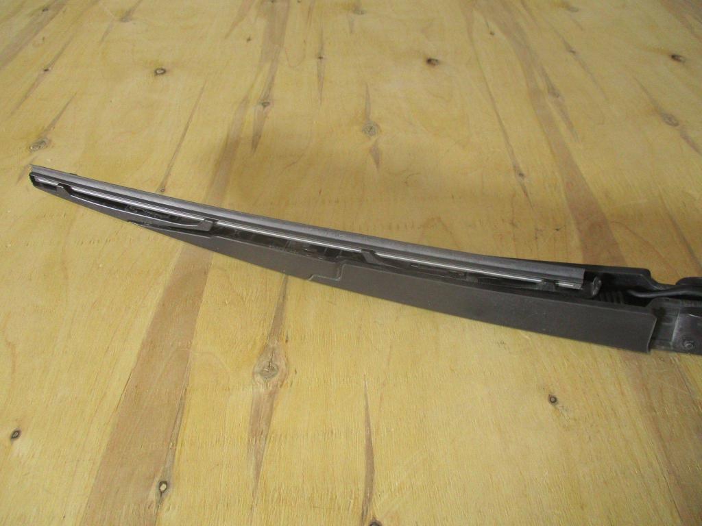 Поводок стеклоочистителя заднего, 2000 рублей, Пермь