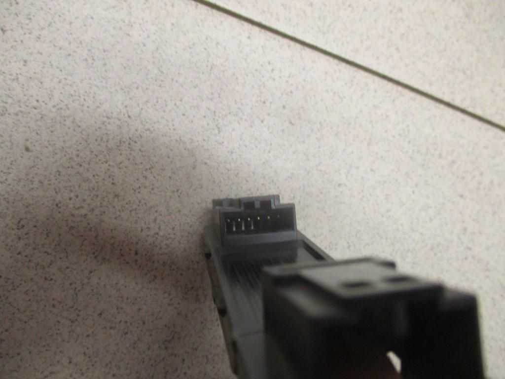 Кнопка переключения режимов подвески, 1000 рублей, Пермь