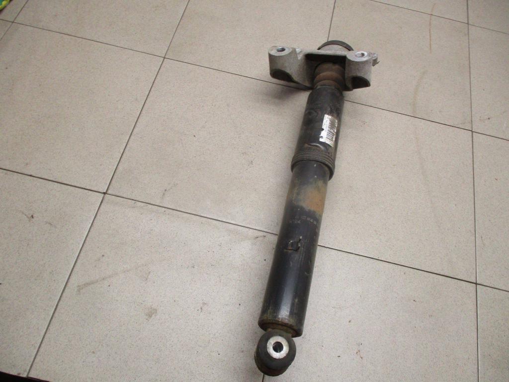 Амортизатор задний правый, 15000 рублей, Пермь