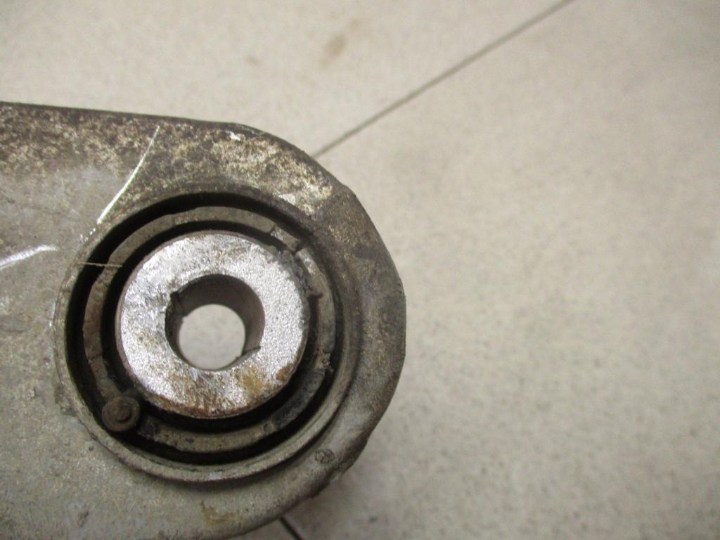 Кулак поворотный задний правый, 7000 рублей, Пермь