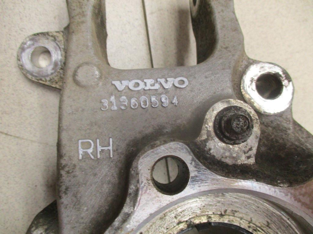 Кулак поворотный задний правый, 7000 рублей, Пермь