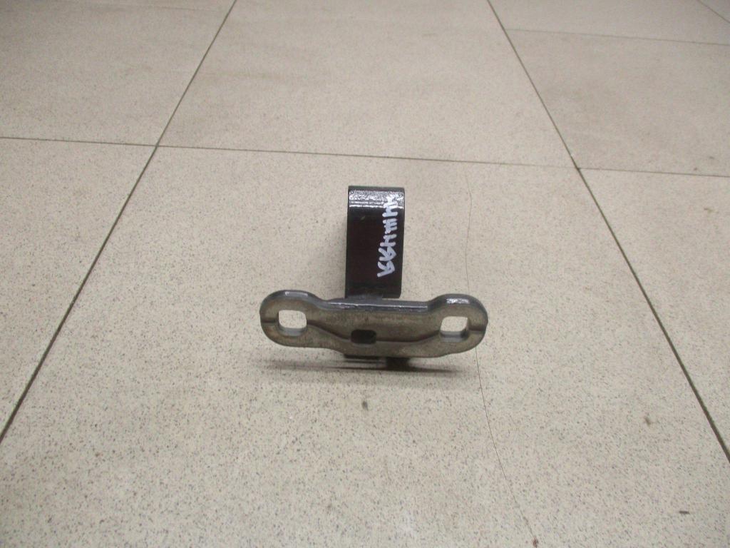 Петля двери передней правой нижняя, 2000 рублей, Пермь