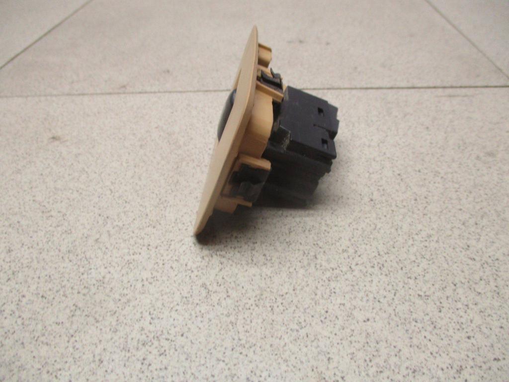 Кнопка стеклоподъемника, 500 рублей, Пермь