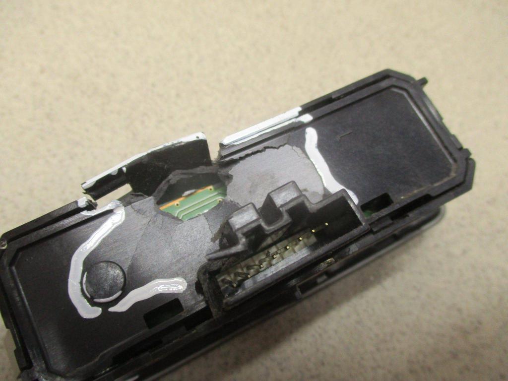 Кнопка освещения панели приборов, 1000 рублей, Пермь