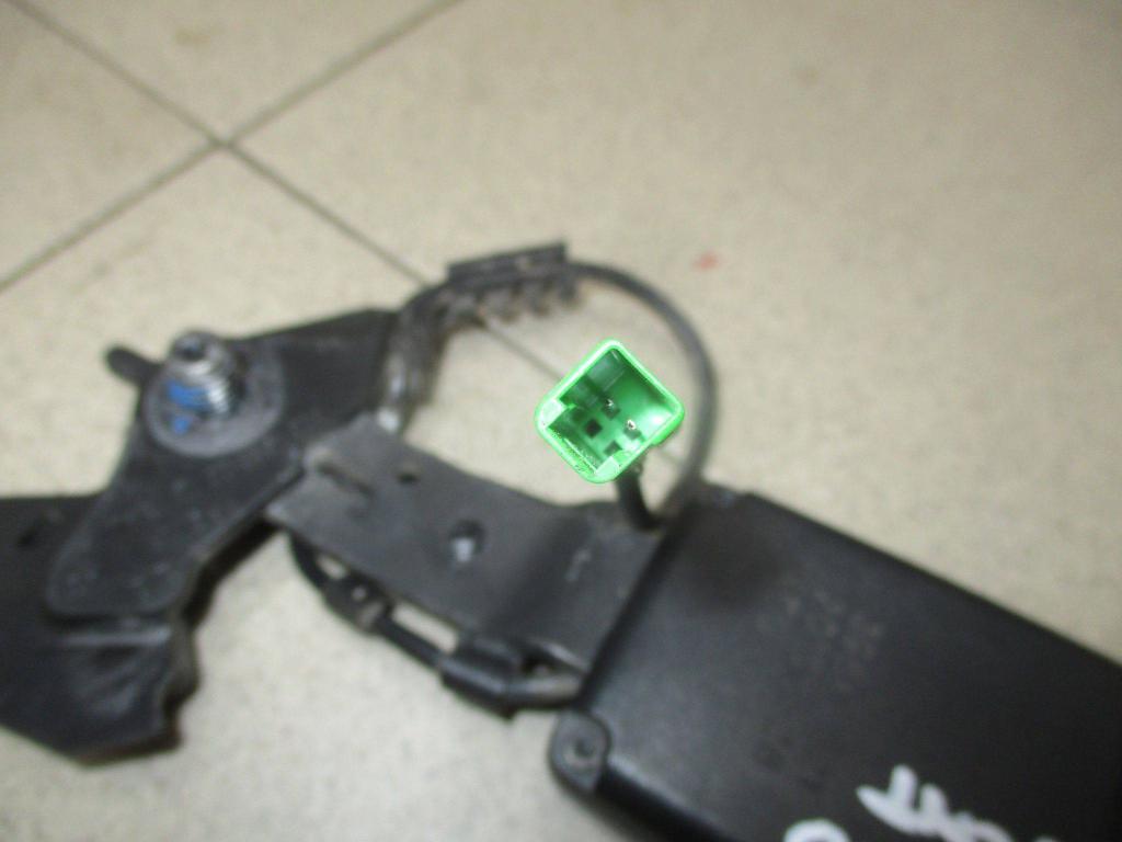 Ответная часть ремня безопасности, 1500 рублей, Пермь