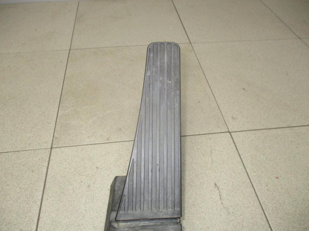 Педаль газа, 2000 рублей, Пермь