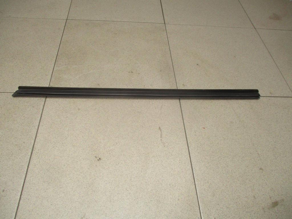 Накладка стекла заднего правого, 500 рублей, Пермь