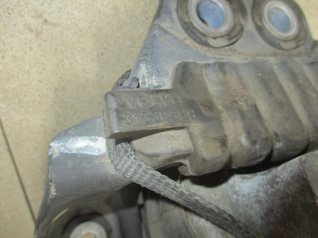 Опора двигателя правая, 6000 рублей, Пермь