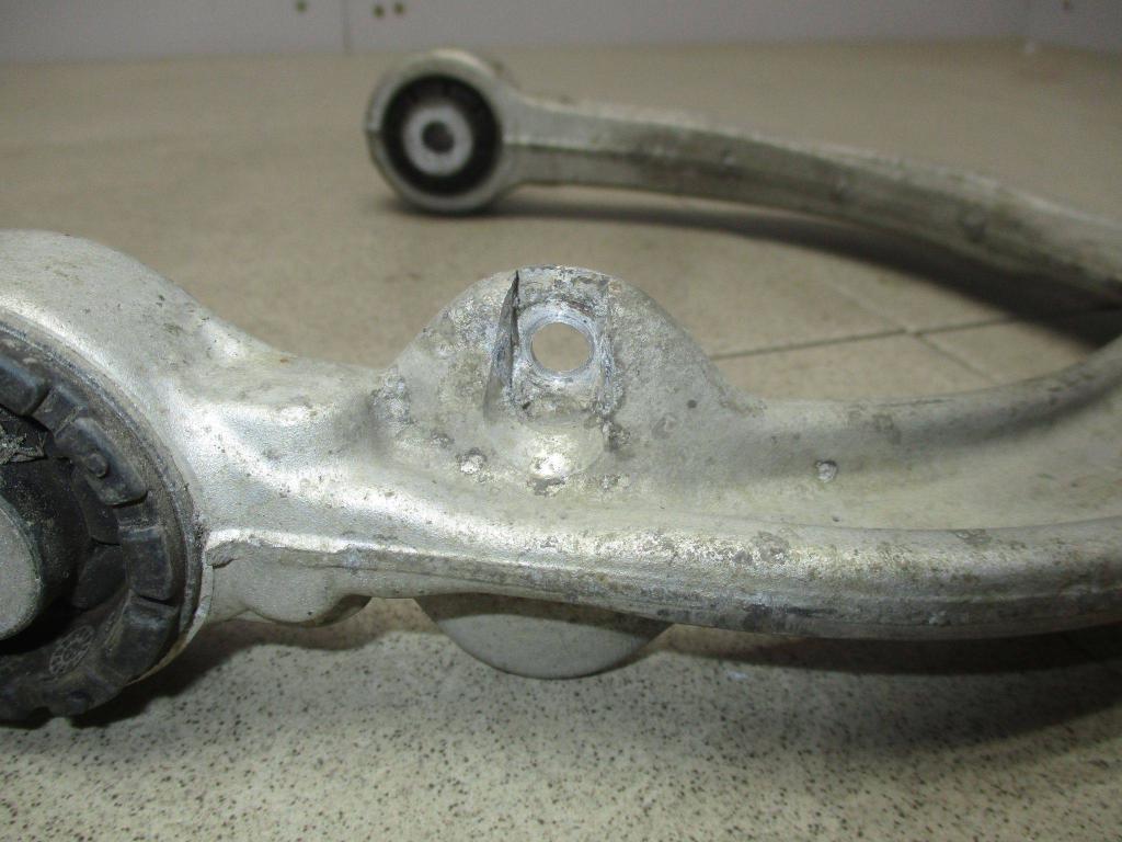 Рычаг передний верхний левый, 5000 рублей, Пермь