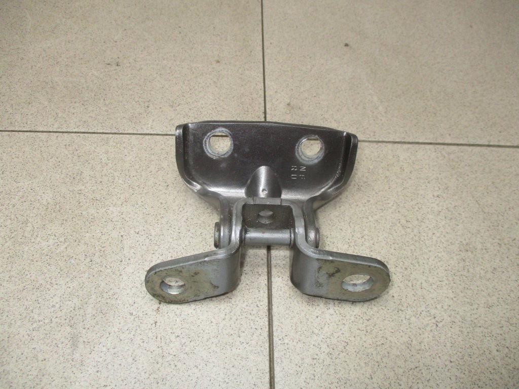 Петля двери задней правой верхняя, 800 рублей, Пермь