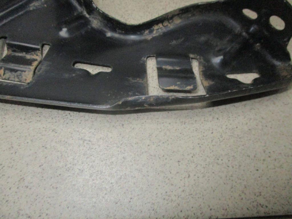 Кронштейн переднего бампера правый, 800 рублей, Пермь