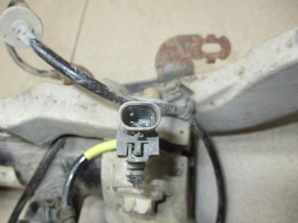 Амортизатор передний правый, 15000 рублей, Пермь