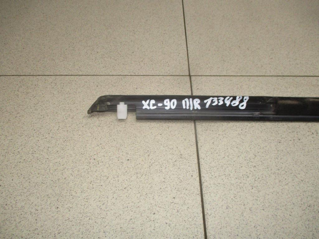 Накладка стекла переднего правого, 3000 рублей, Пермь