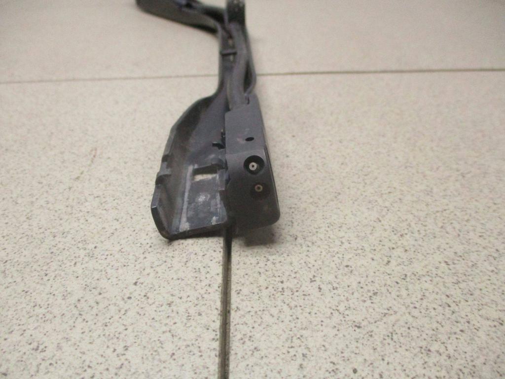 Поводок стеклоочистителя передний левый, 3000 рублей, Пермь