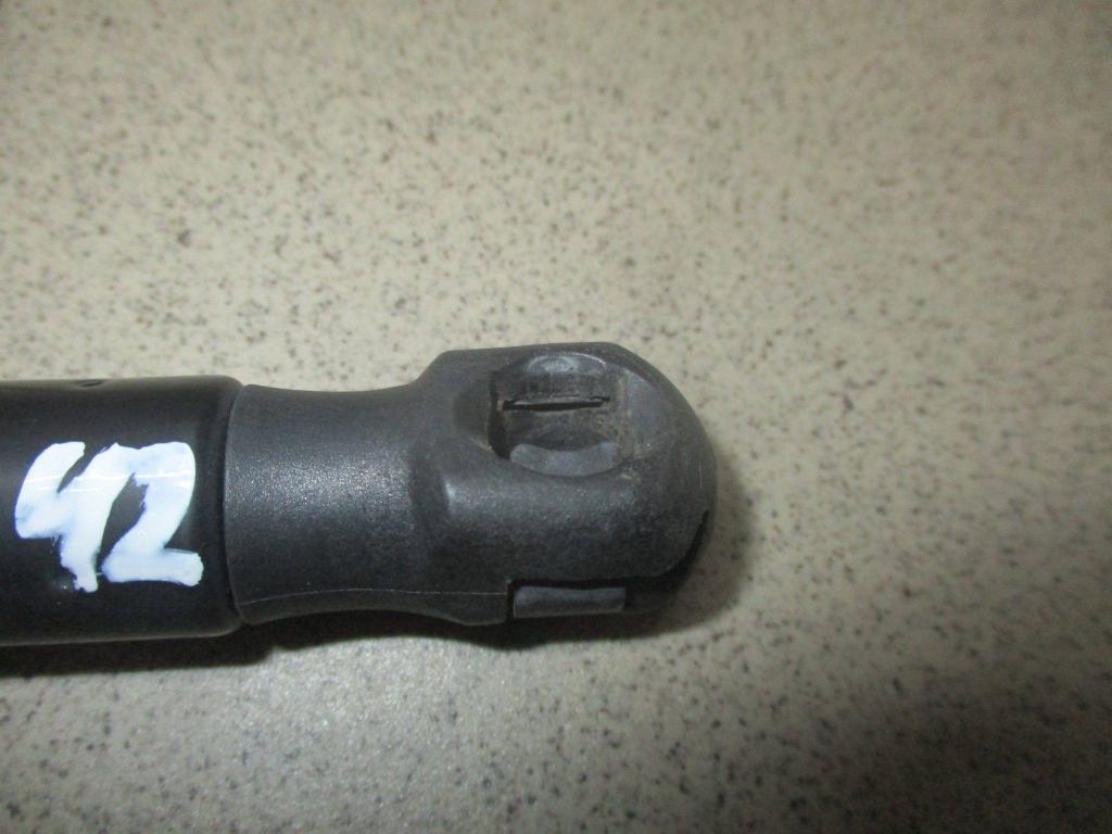 Амортизатор капота, 1000 рублей, Пермь