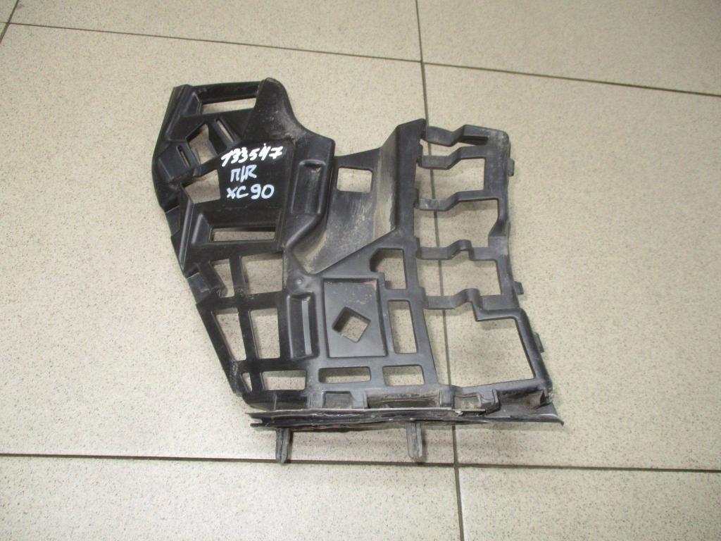 Кронштейн переднего бампера правый, 2500 рублей, Пермь