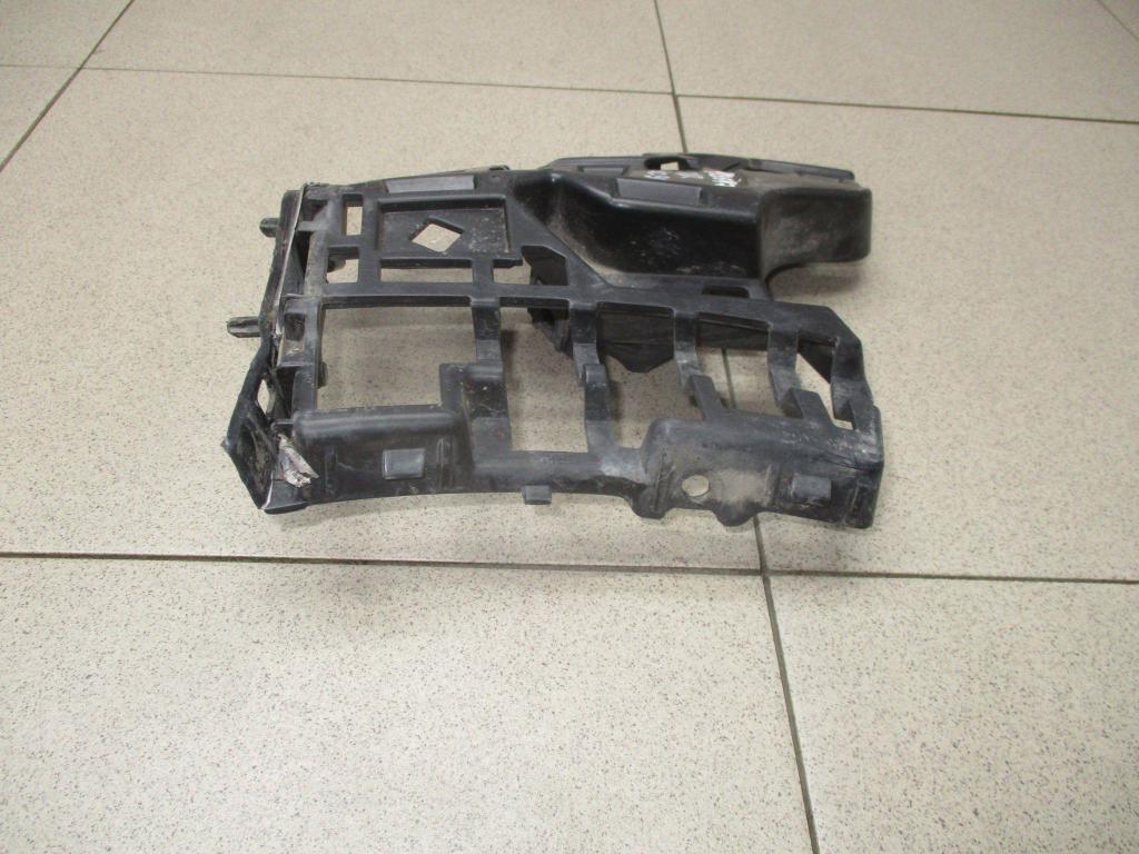 Кронштейн переднего бампера правый, 2500 рублей, Пермь