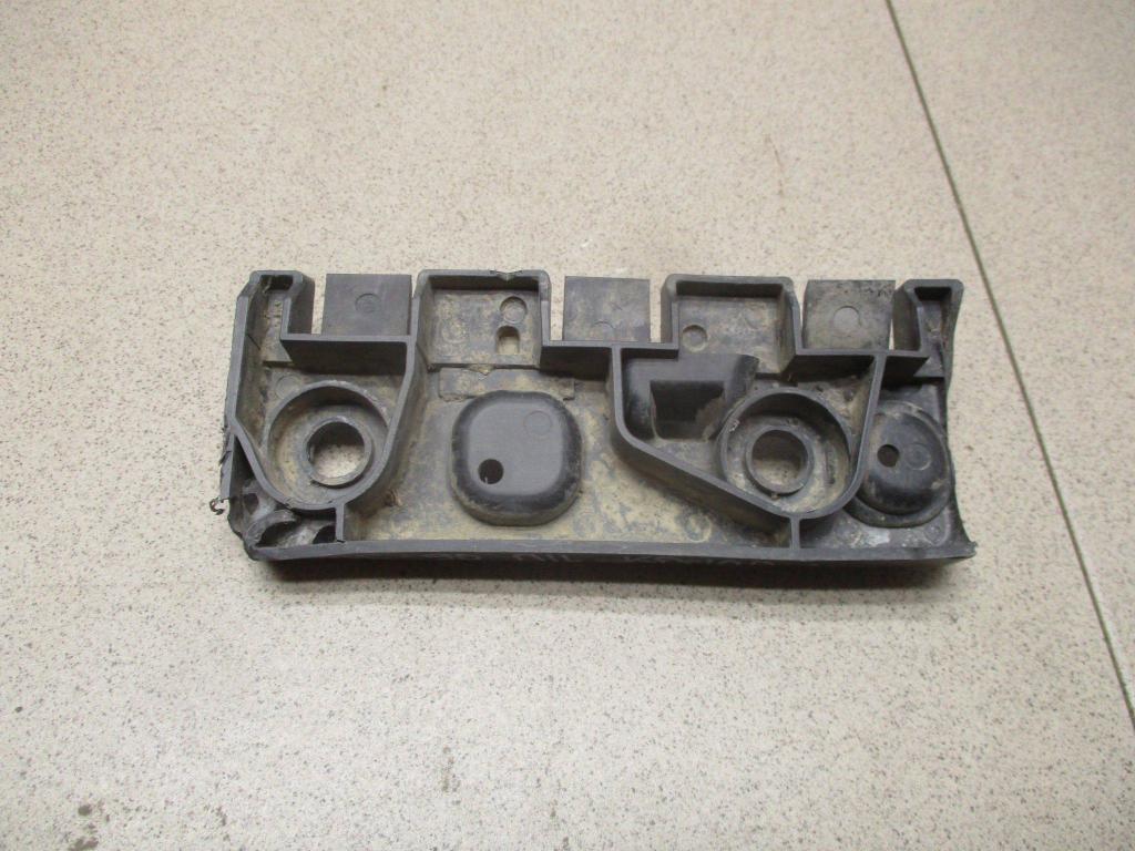 Кронштейн накладки на порог, 2000 рублей, Пермь