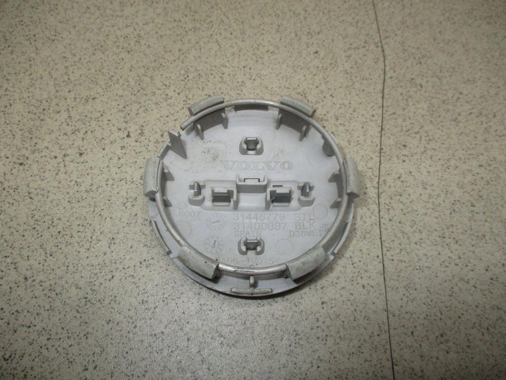 Колпак легкосплавного диска, 2000 рублей, Пермь