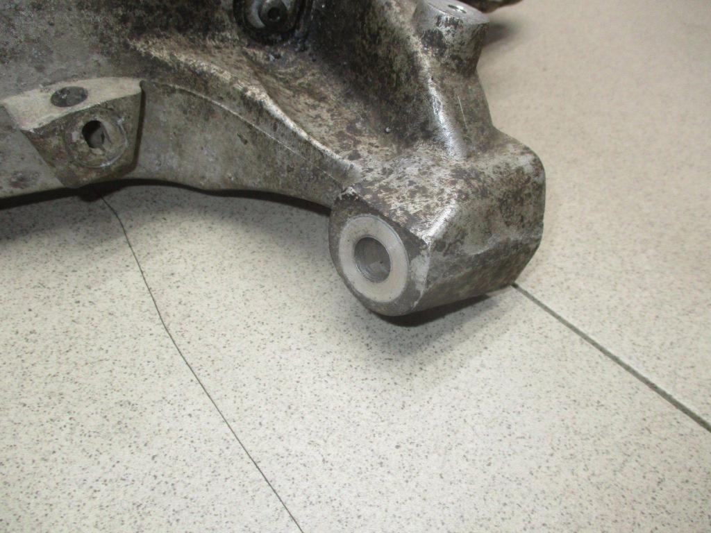 Кулак поворотный передний правый, 15000 рублей, Пермь