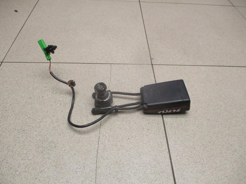 Ответная часть ремня безопасности, 3000 рублей, Пермь