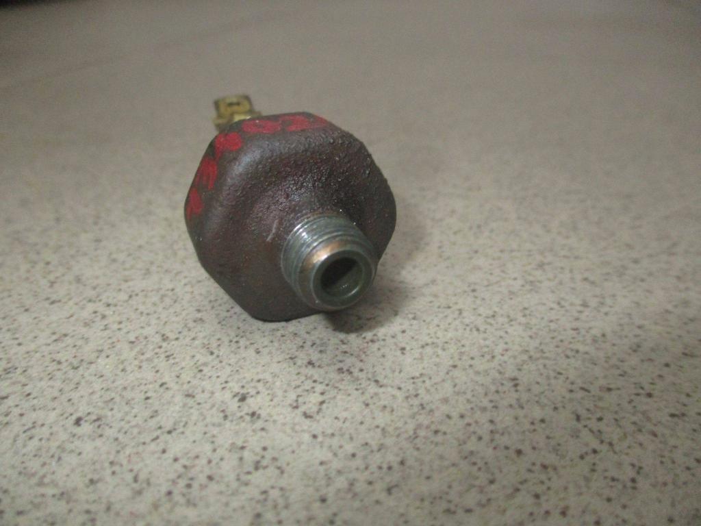 Датчик давления масла, 500 рублей, Пермь