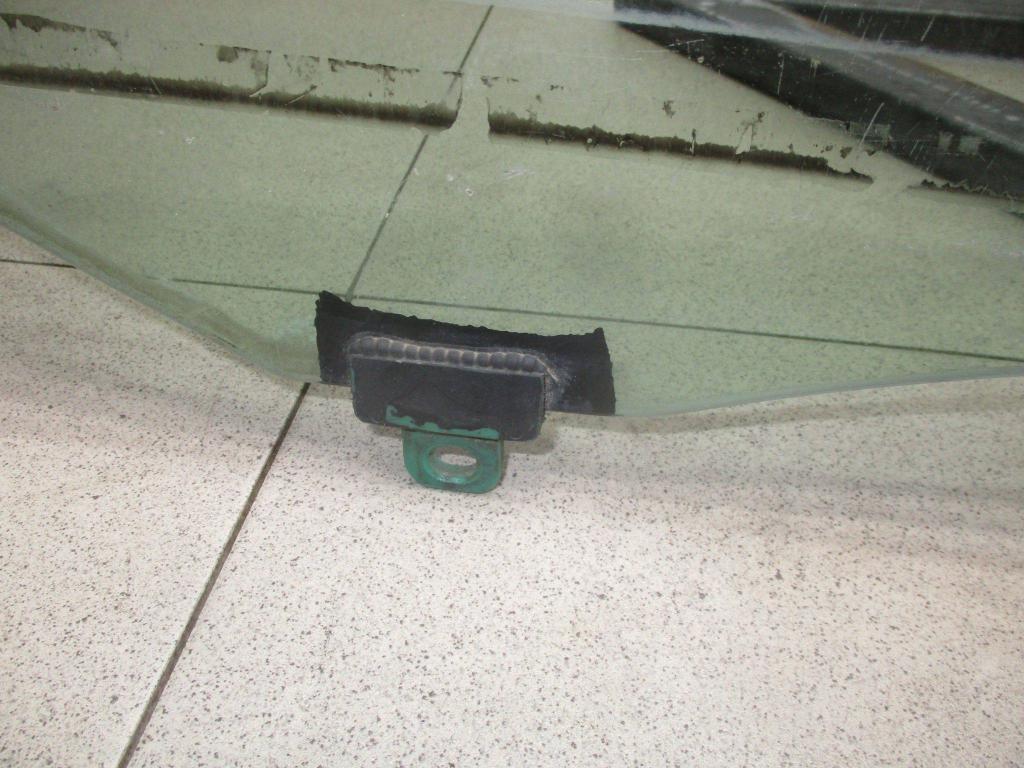 Стекло двери передней правой, 1000 рублей, Пермь