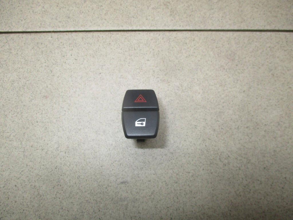 Кнопка центрального замка, 1000 рублей, Пермь