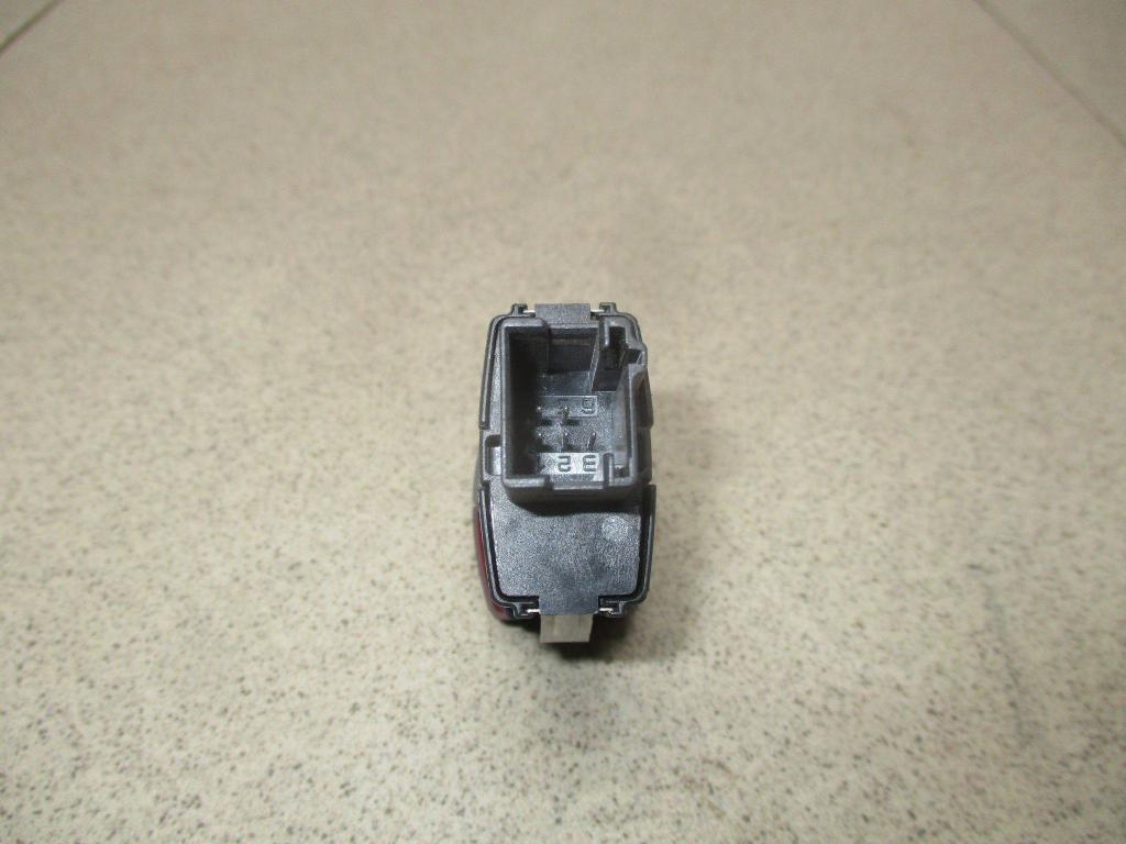 Кнопка центрального замка, 1000 рублей, Пермь